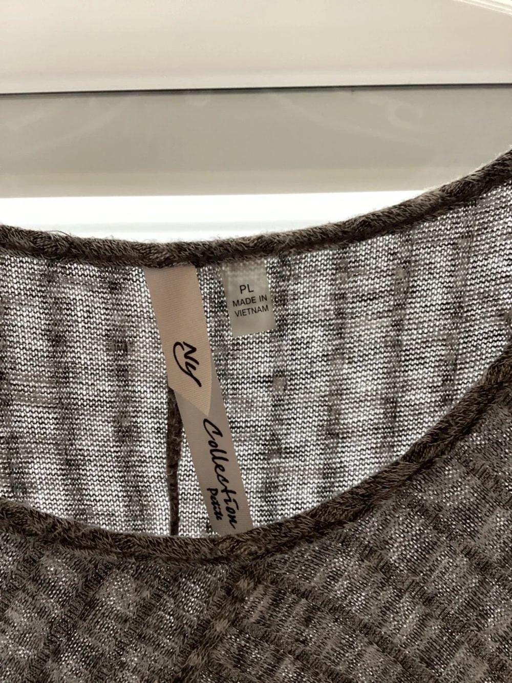 NY Collection Charcoal Gray Knit Long-Sleeve Tunic - Picture 2 of 2